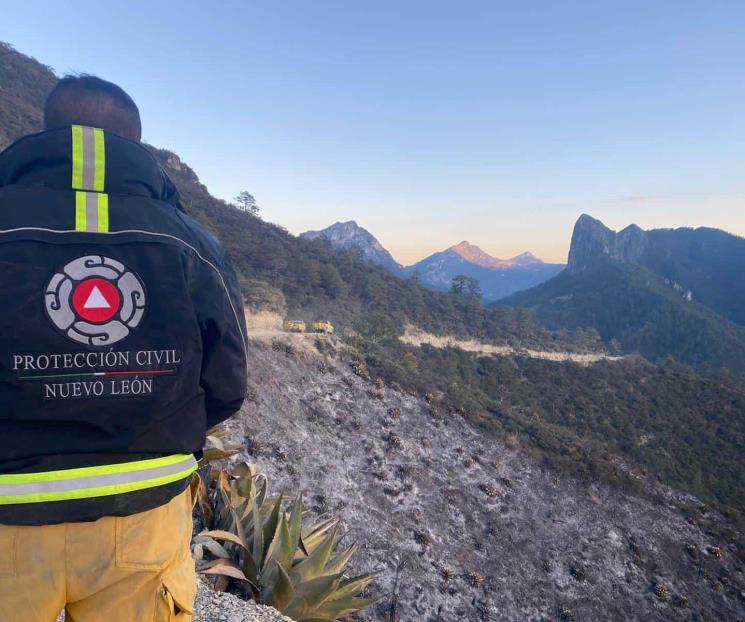 Controlan incendio en Santiago Controlan incendio en Santiago