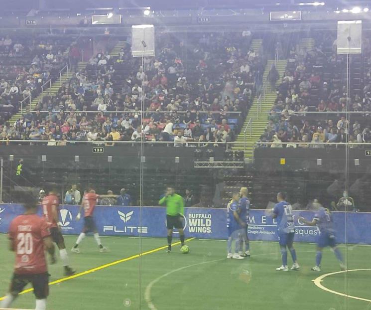 Debuta Flash con derrota en la Arena Monterrey Debuta Flash con derrota en la Arena Monterrey