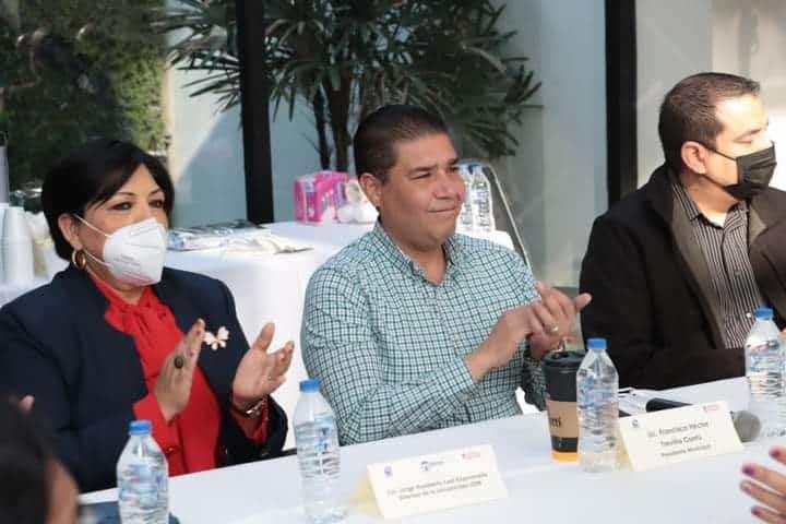 Brindarán en Juárez asesorías para prepa Brindarán en Juárez asesorías para prepa