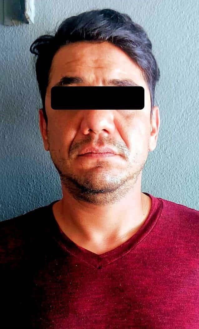 Caen dos con arma de fuego Caen dos con arma de fuego