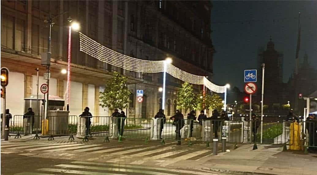 Cierran con vallas Centro Histórico por Cumbre Cierran con vallas Centro Histórico por Cumbre