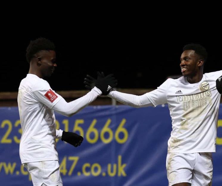 Avanza Arsenal con goleada en FA Cup Avanza Arsenal con goleada en FA Cup