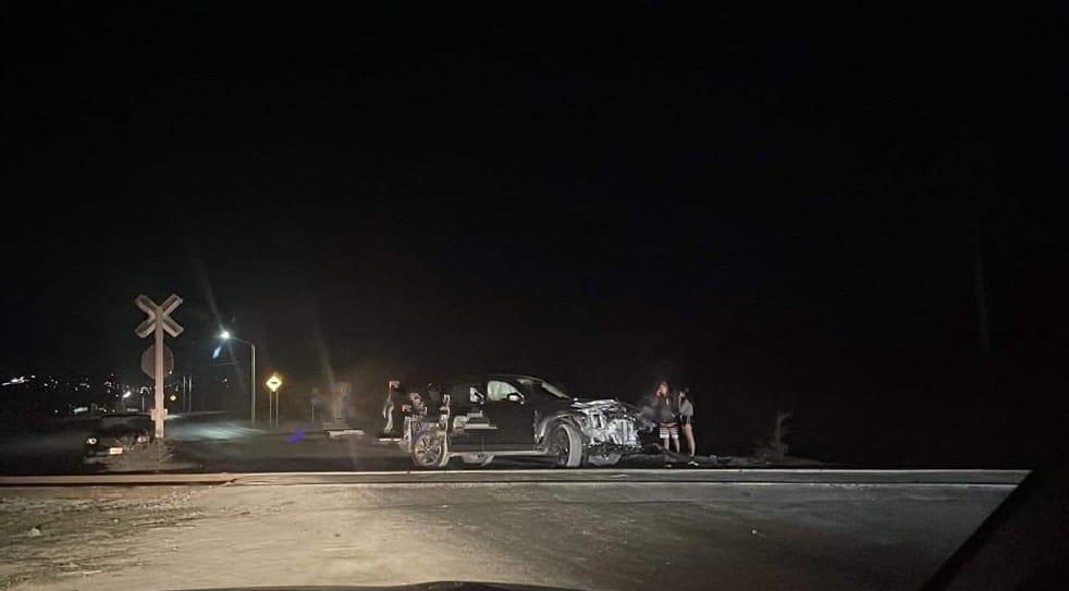 Sobreviven a choque con el tren Sobreviven a choque con el tren