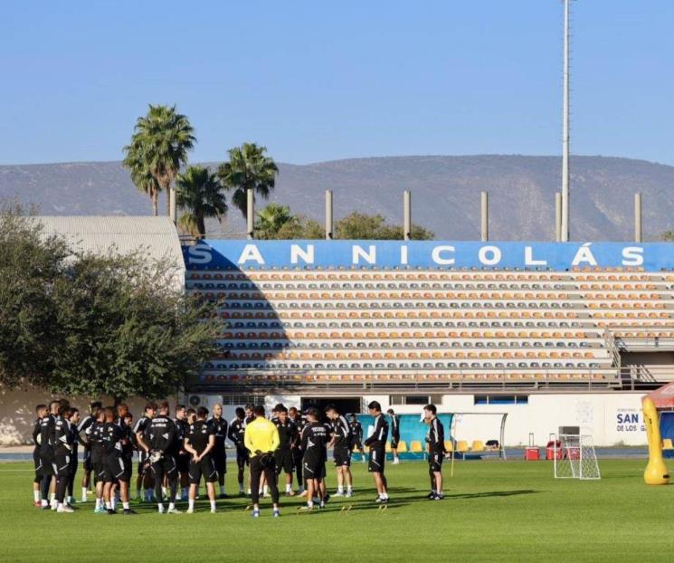 Entrenan Tigres en el Cedeco con su gente Entrenan Tigres en el Cedeco con su gente
