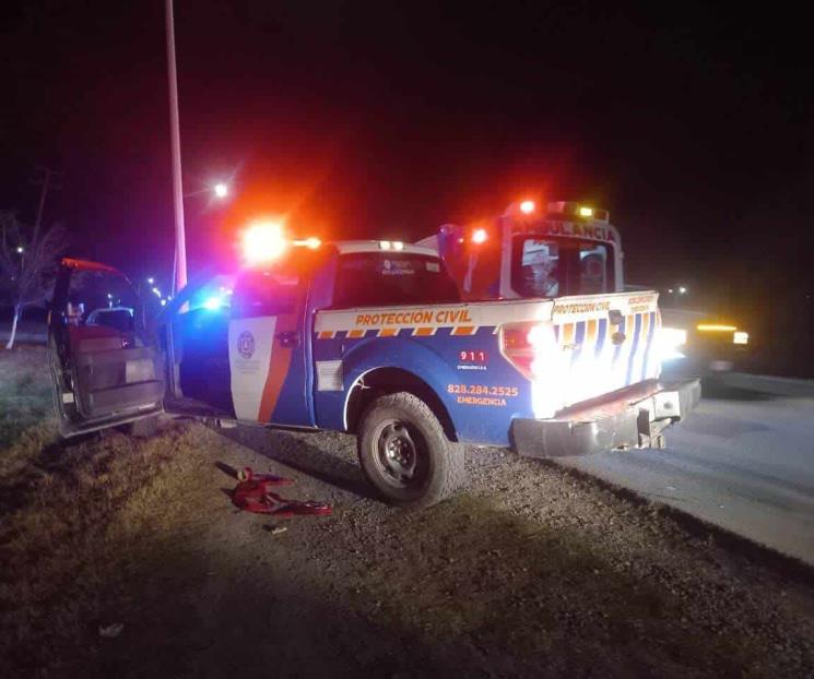 Atropella a familia y huye Atropella a familia y huye