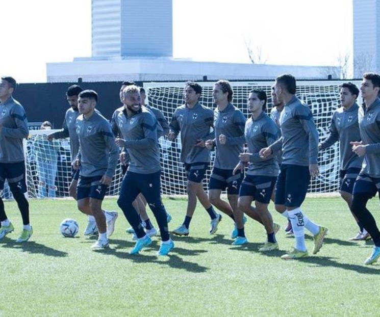 Roban en aeropuerto pertenencias a jugadores de Rayados Roban en aeropuerto pertenencias a jugadores de Rayados