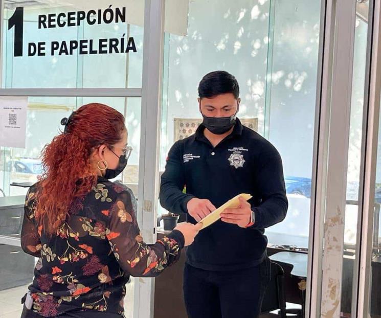 Sugieren tramitar licencia de conducir de manera presencial Sugieren tramitar licencia de conducir de manera presencial