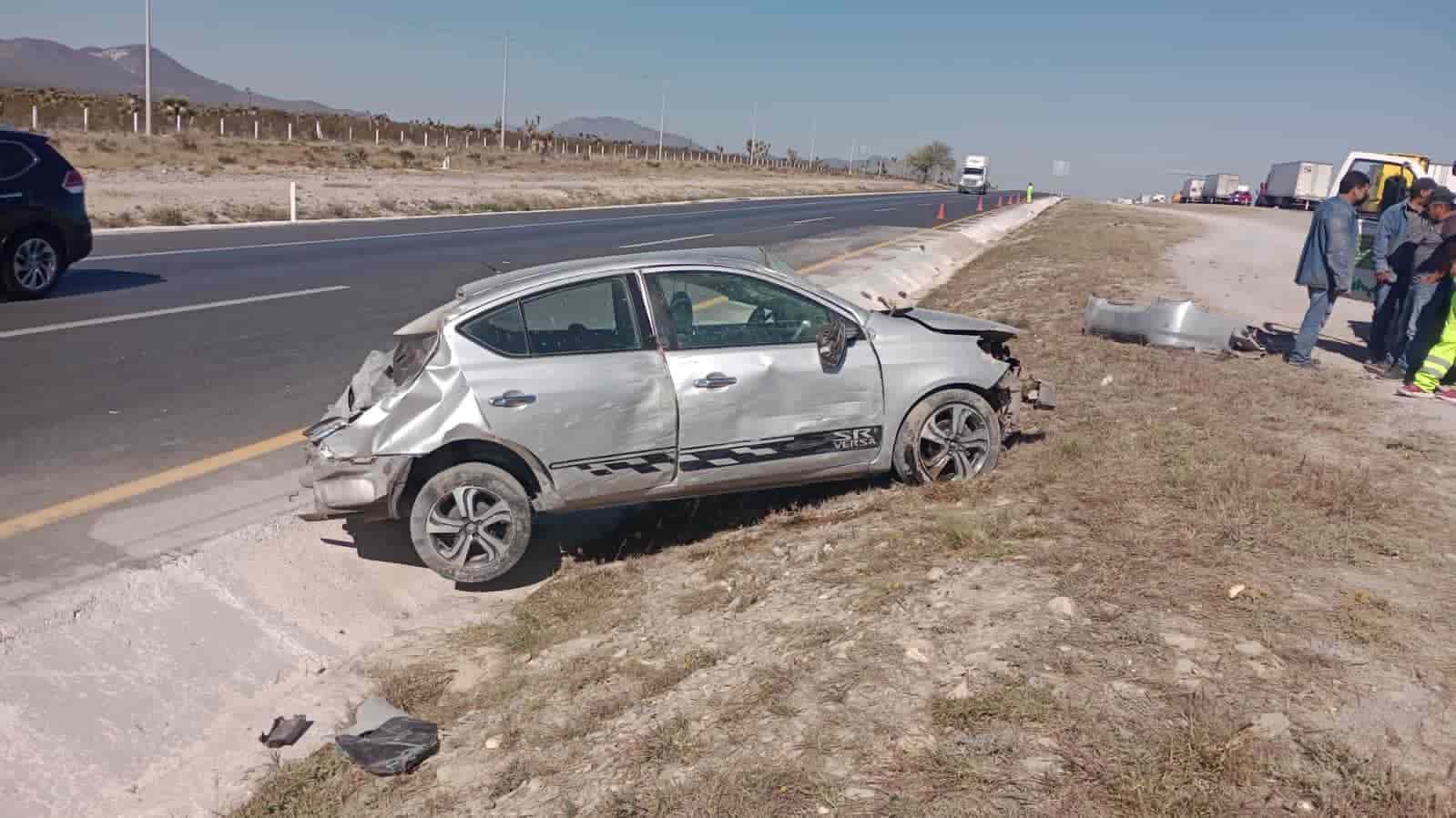 Dos personas lesionadas fue el saldo que dejo la volcadura de un automóvil en el municipio de Galeana
