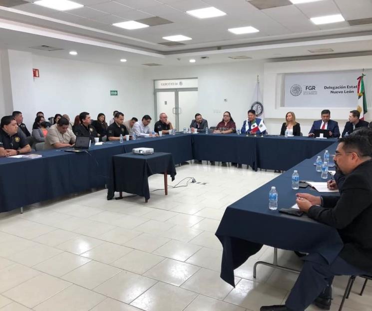 Se reúnen en mesa de trabajo autoridades de la FGR y la FGJ