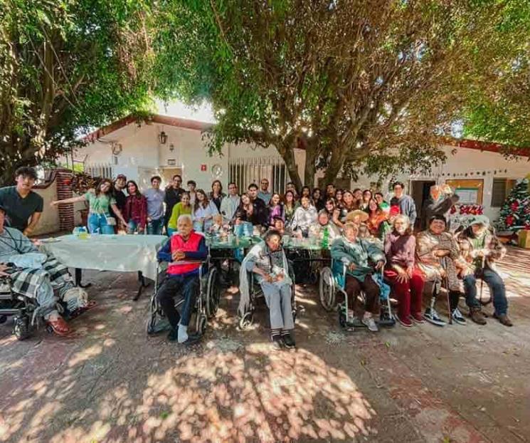 Más, grupo estudiantil de PrepaTec que ayuda a la comunidad Más, grupo estudiantil de PrepaTec que ayuda a la comunidad