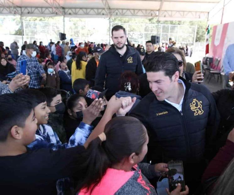 Llevan apoyos sociales a región citrícola Llevan apoyos sociales a región citrícola