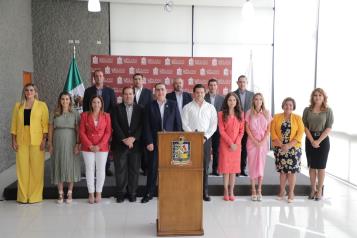 Basa bancada del PRI su agenda m&iacute;nima en crisis de 5 rubros