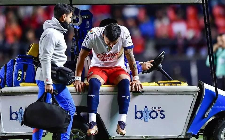 Descartan lesión de ligamentos en Alexis Vega Descartan lesión de ligamentos en Alexis Vega