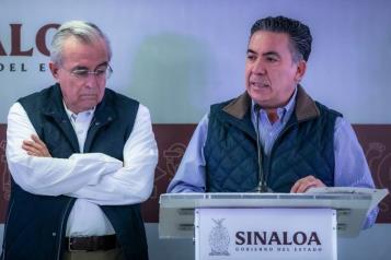 Pobladores de Jesús María en Culiacán reciben apoyos