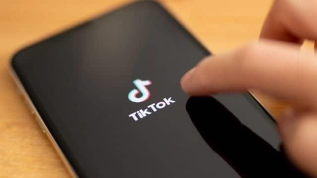 Universidad de Texas bloquea TikTok en el campus