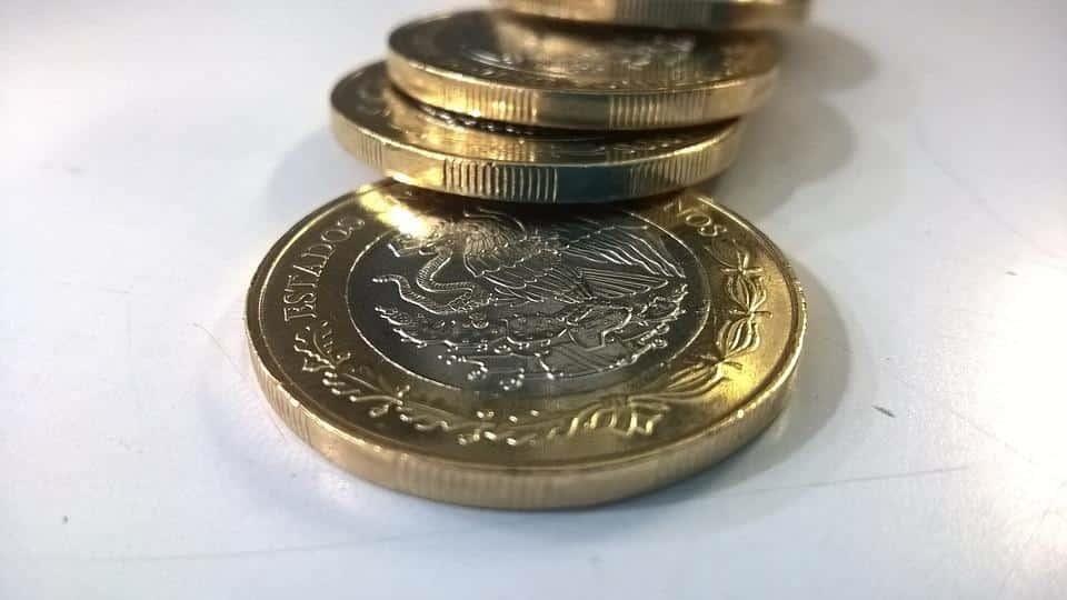 Superpeso podría alcanzar paridad de hasta 18.50 por dólar Superpeso podría alcanzar paridad de hasta 18.50 por dólar