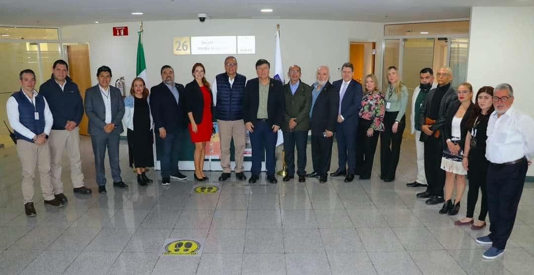 Piden a Pemex bajar emisiones y mejorar combustible Piden a Pemex bajar emisiones y mejorar combustible