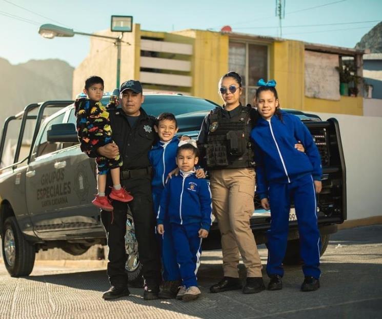 Destacan labor de pareja de esposos que son policías en SC Destacan labor de pareja de esposos que son policías en SC