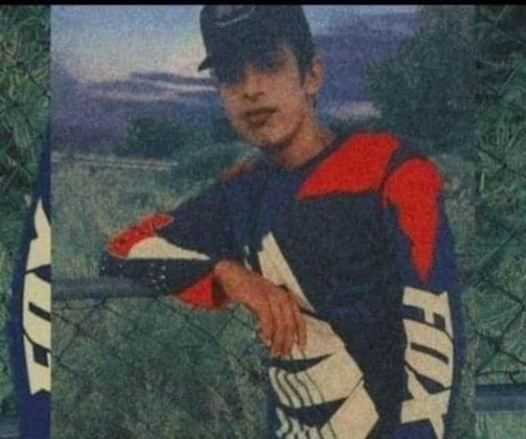 Pasean en moto y desaparecen Pasean en moto y desaparecen