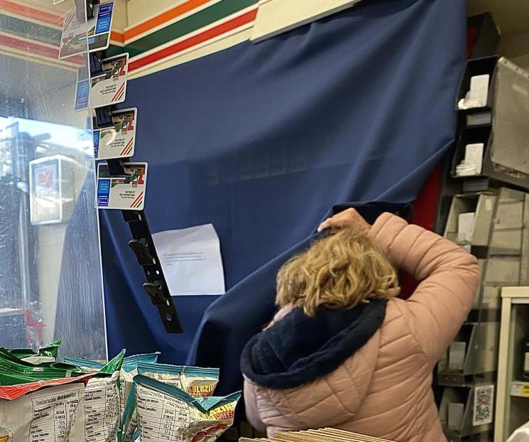 Va Walmart contra nuevas reglas para consumo de cigarro Va Walmart contra nuevas reglas para consumo de cigarro