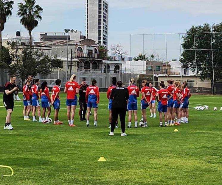Ya entrena el Bayern Múnich Femenil en Monterrey Ya entrena el Bayern Múnich Femenil en Monterrey