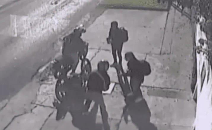 Joven se enfrenta y golpea a ladrón en Guatemala Joven se enfrenta y golpea a ladrón en Guatemala