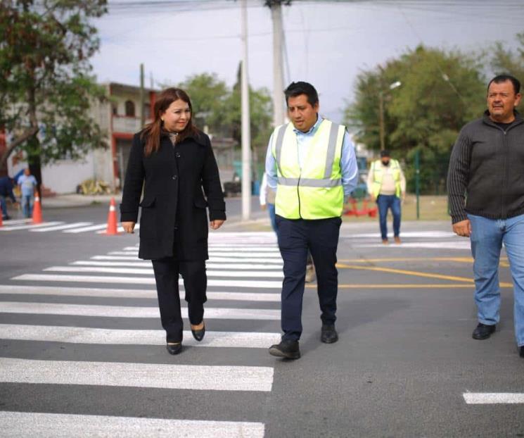 Inicia Monterrey modernización de anuncios viales