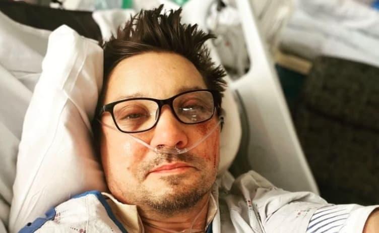 Jeremy Renner se rompe más de 30 huesos en su accidente Jeremy Renner se rompe más de 30 huesos en su accidente