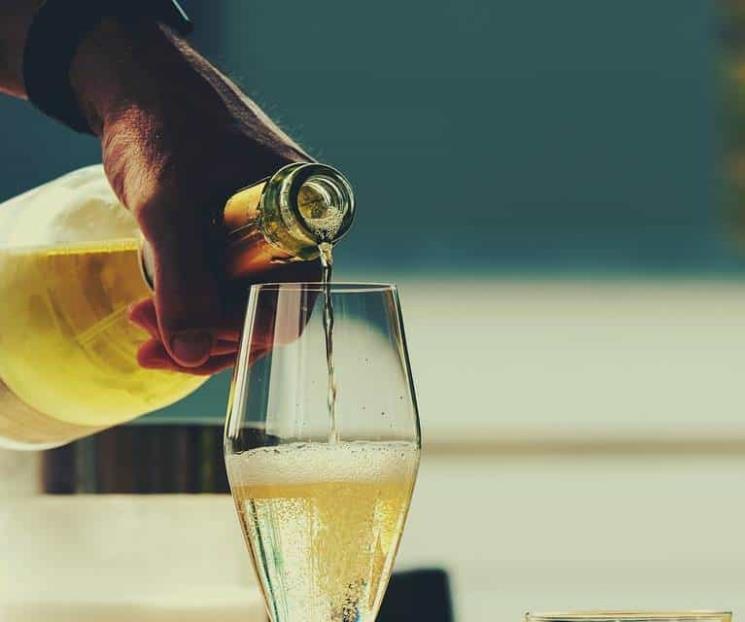 Especialistas de Canadá alertan sobre bebidas alcohólicas Especialistas de Canadá alertan sobre bebidas alcohólicas