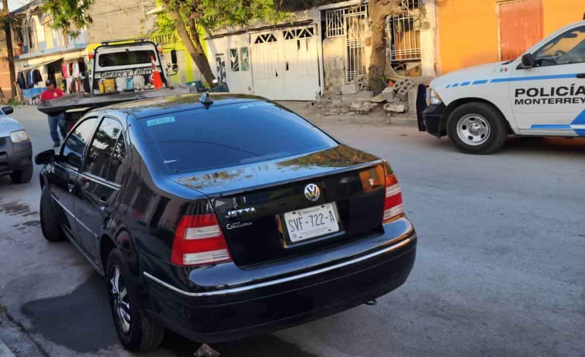 sorprendidos a bordo de un automóvil, cuando portando cartuchos para arma de fuego, en la colonia Estrella