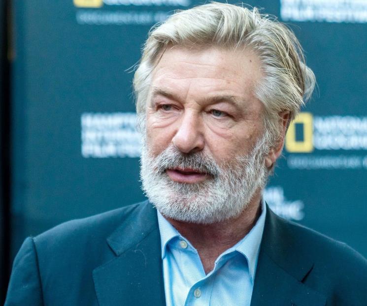 Alec Baldwin no enfrentará cargos por dispararle a director Alec Baldwin no enfrentará cargos por dispararle a director