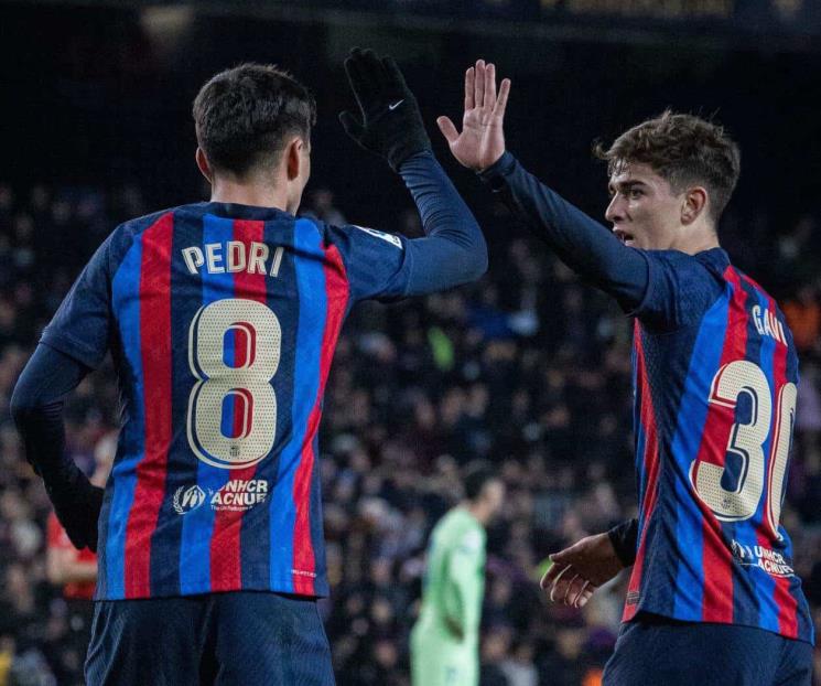 Gana el Barça por la mínima y lideran la liga de España Gana el Barça por la mínima y lideran la liga de España