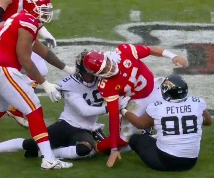 Pese a lesión, Mahomes sí jugará final de la AFC Pese a lesión, Mahomes sí jugará final de la AFC