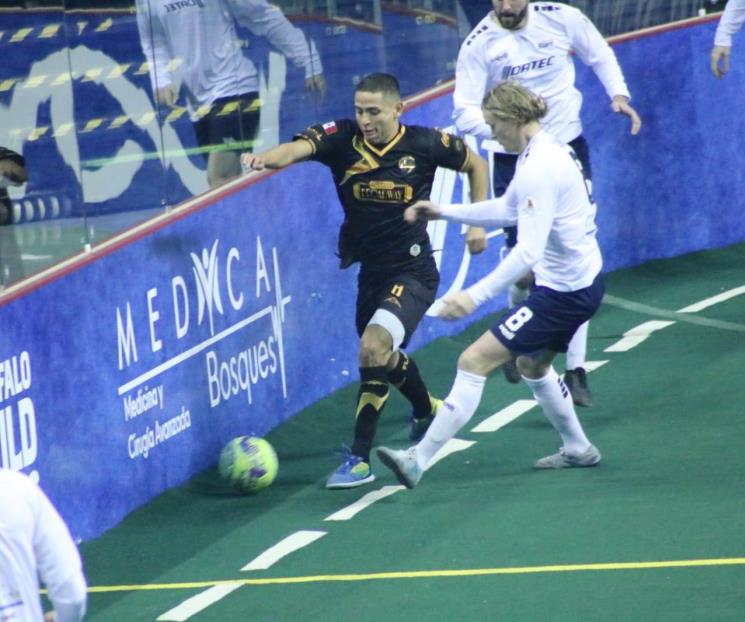 Logra el Flash su primera victoria en la Arena Monterrey Logra el Flash su primera victoria en la Arena Monterrey