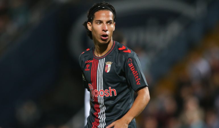 Diego Lainez, cada vez más cerca Diego Lainez, cada vez más cerca