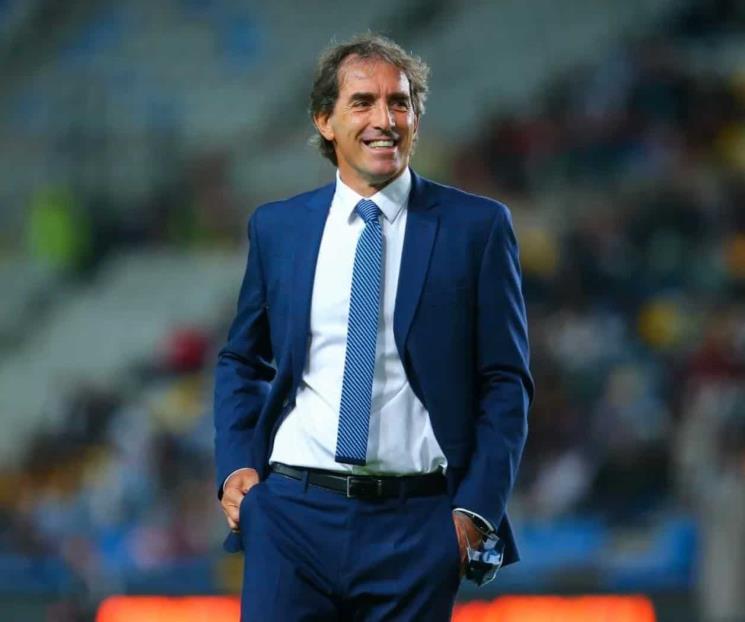 Almada sí quiere dirigir a México Almada sí quiere dirigir a México