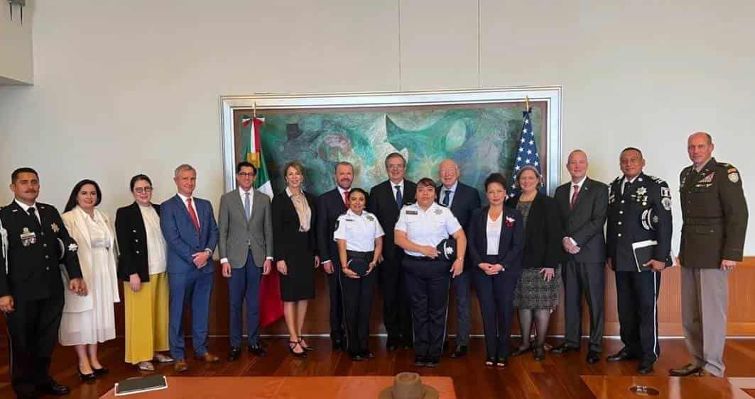 Ebrard y Salazar encabezan reunión de seguridad bilateral Ebrard y Salazar encabezan reunión de seguridad bilateral