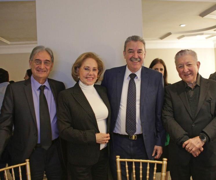 Asume Carlota Vargas la presidencia de la SURMAC Asume Carlota Vargas la presidencia de la SURMAC