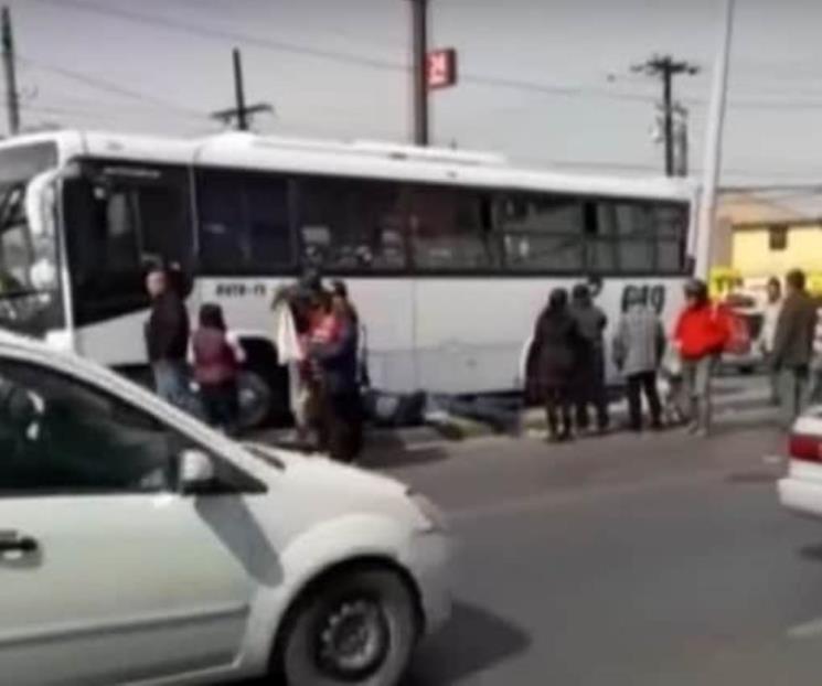 Arrolla ruta urbana a adulto mayor que vendía paletas Arrolla ruta urbana a adulto mayor que vendía paletas