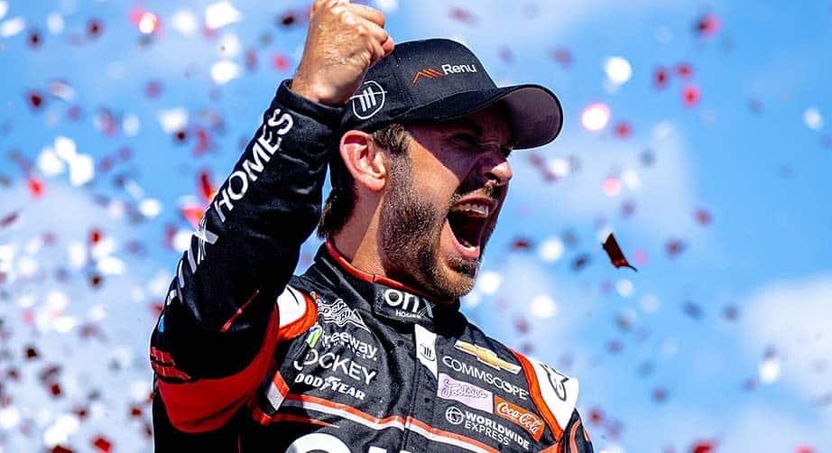 Anhela Daniel Suárez con ser campeón de la Nascar Anhela Daniel Suárez con ser campeón de la Nascar
