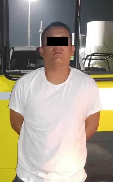 Un hombre fue  detenido por presuntamente por haber mordido y golpeado a su ex mujer, luego de  obligarla a subirse a una ruta de camión urbano