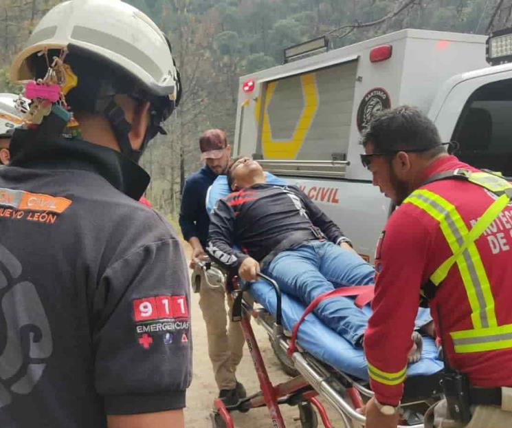 Se desbarranca cuatrimoto en Santiago Se desbarranca cuatrimoto en Santiago