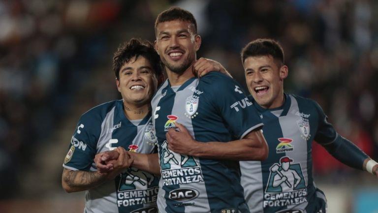 Baja Pachuca de la cima a Rayados