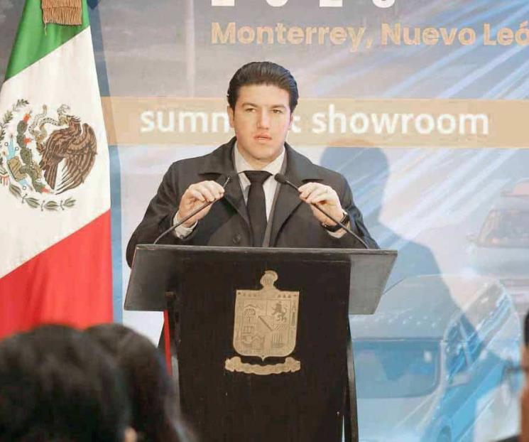 Advierte gobernador que seguirá viajando Advierte gobernador que seguirá viajando