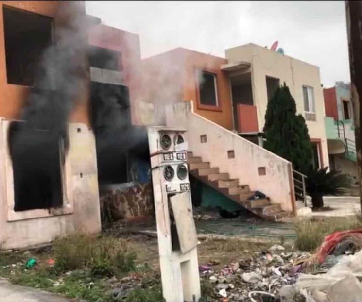 Arde vivienda en Cadereyta Arde vivienda en Cadereyta