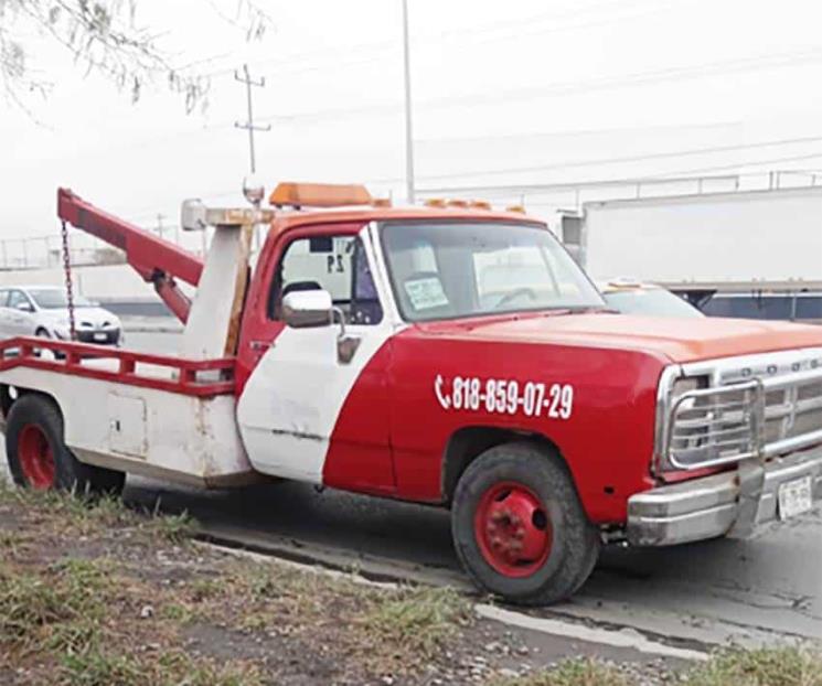 Roba grúa y lo detienen