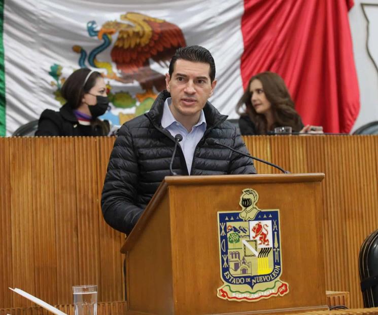 Buscan nueva licitación para arrendamiento de 600 camiones