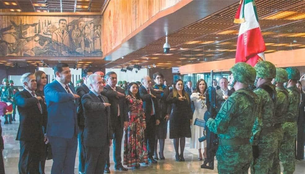 Provoca ‘riña’ escolta en Congreso