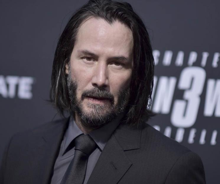 Keanu Reeves solicita orden de restricción contra acosador