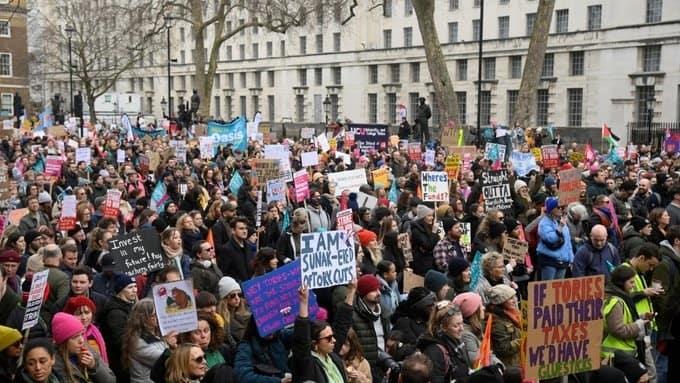 Enfrenta GB su mayor huelga en once años